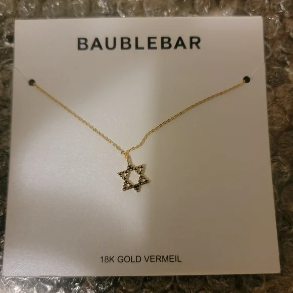 Star of David 18K Gold Necklace - Picture 3 of 3